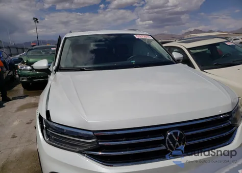 2023 Volkswagen Tiguan Se z USA, uszkodzony, nr VIN 3VVNB7AX4PM073143